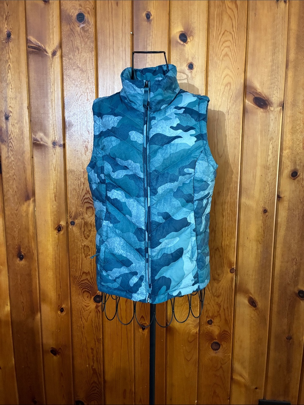 The North Face Blue Camo Quilted Vest size small